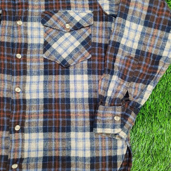 Vintage 90s Woolrich Shadow Plaid Button Shirt Medium 20x29 Flannel - Picture 7 of 11